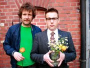 Tiere streicheln Menschen - Die multimediale Literaturshow